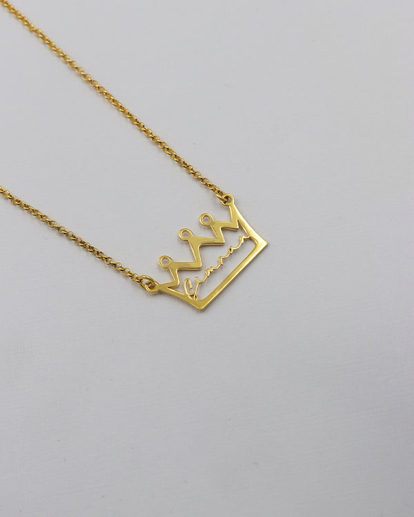 Nayab Personalized Crown Name Necklace